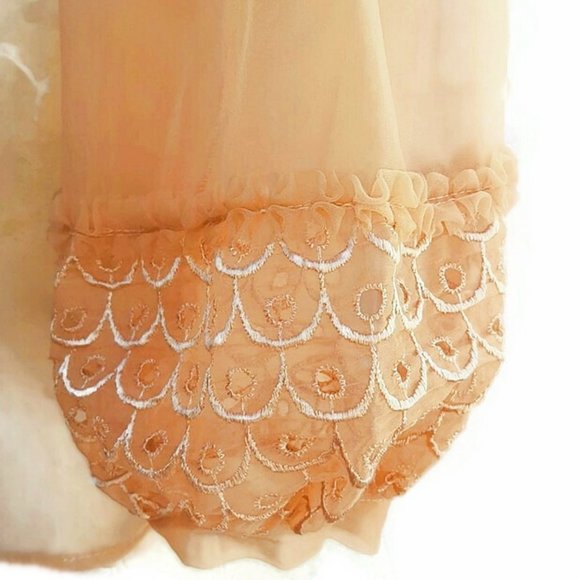 1950s Vintage Sheer Nylon Peach Orange Blouse With Ruffled Sleeves And Front - Picture 10 of 11